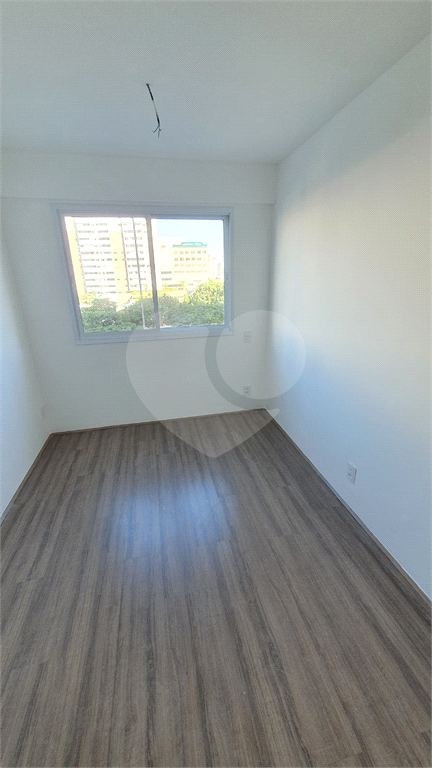 Apartamento à venda com 2 quartos, 38m² - Foto 7