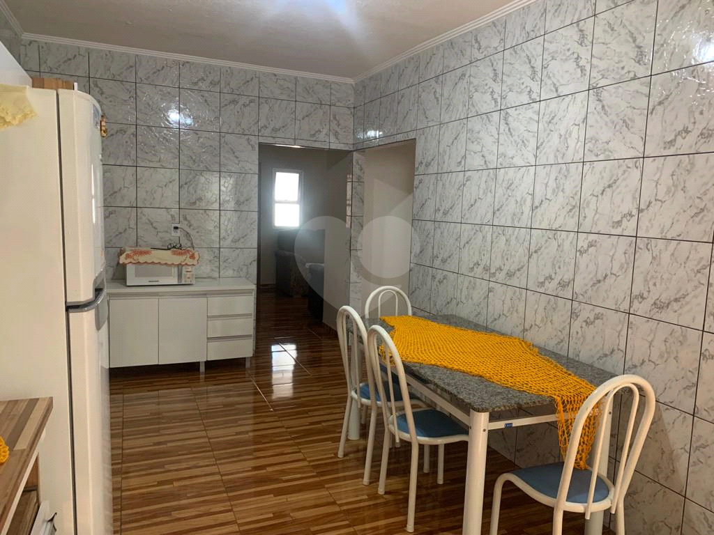 Sobrado à venda com 3 quartos, 175m² - Foto 3