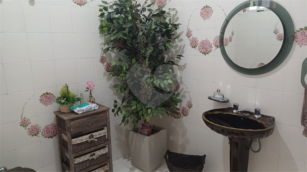 Área gourmet com salão de festas integrado e piscina!