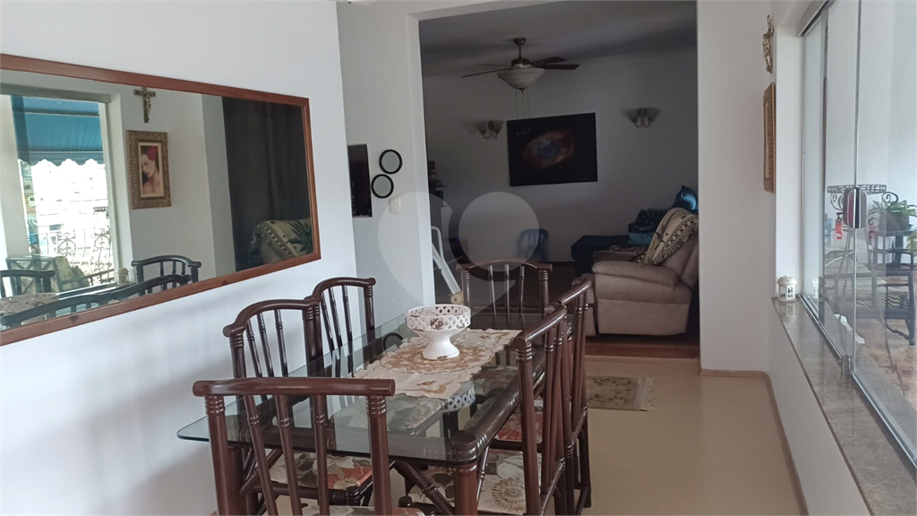 Área gourmet com salão de festas integrado e piscina!