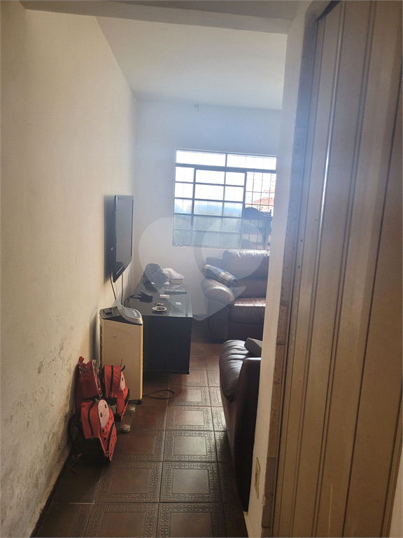 DOIS DORM E VAGA NA REGIAO DA DELEGACIA 39DP