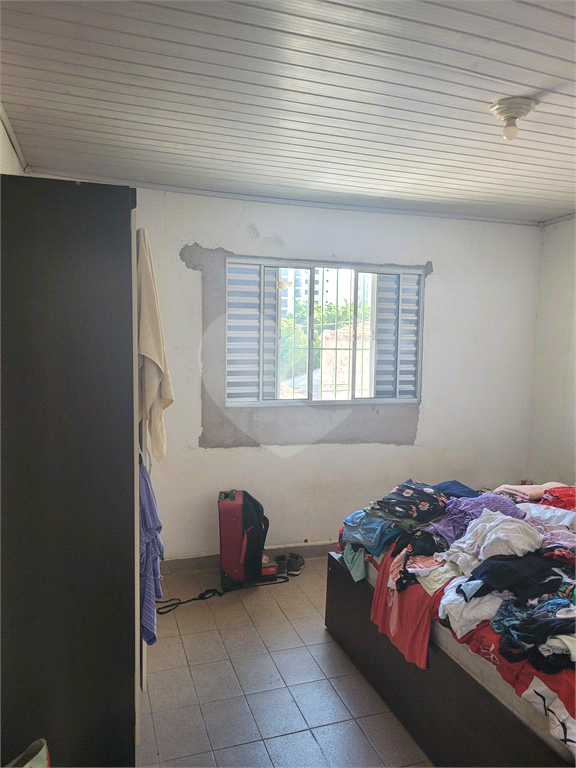 DOIS DORM E VAGA NA REGIAO DA DELEGACIA 39DP