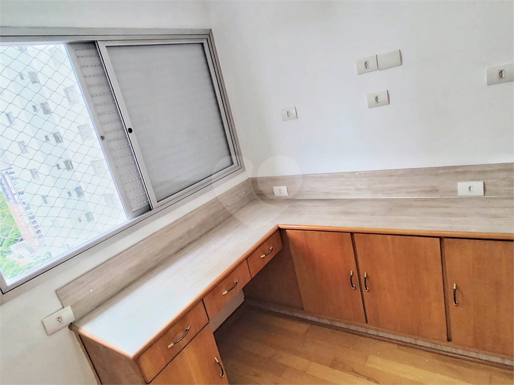 APARTAMENTO em SANTANA