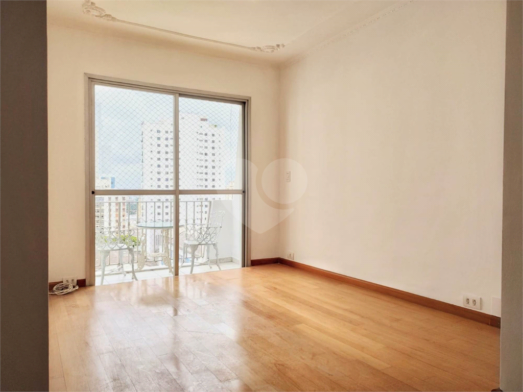 APARTAMENTO em SANTANA
