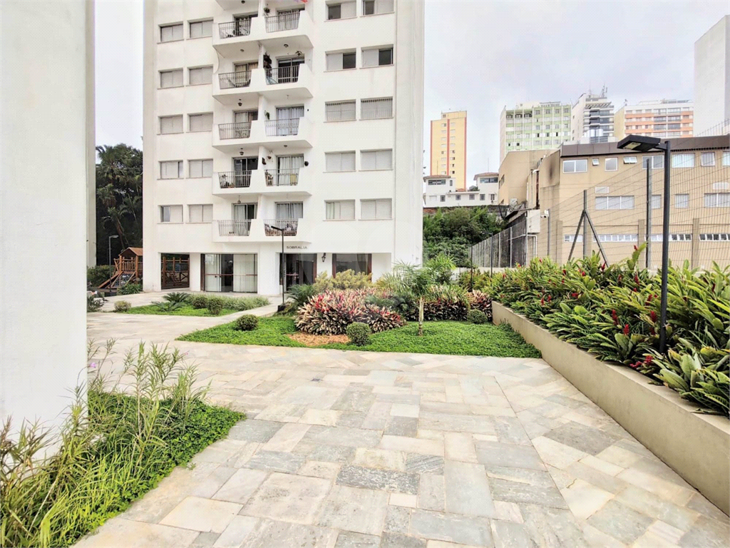 APARTAMENTO em SANTANA