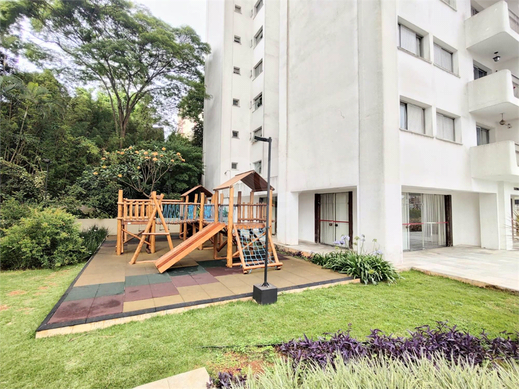 APARTAMENTO em SANTANA