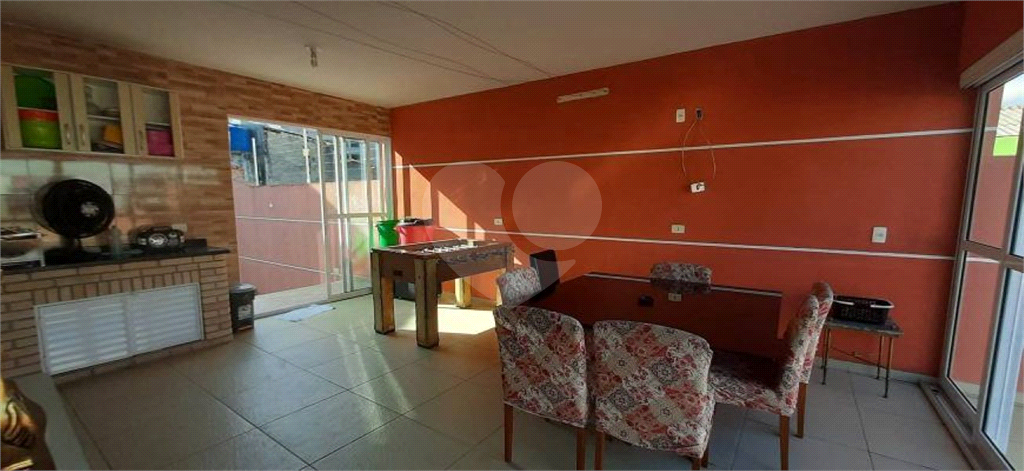 LINDA CASA NO BAIRRO DO LIMÃO COM 3 DORMITÓRIOS 