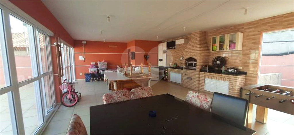 LINDA CASA NO BAIRRO DO LIMÃO COM 3 DORMITÓRIOS 