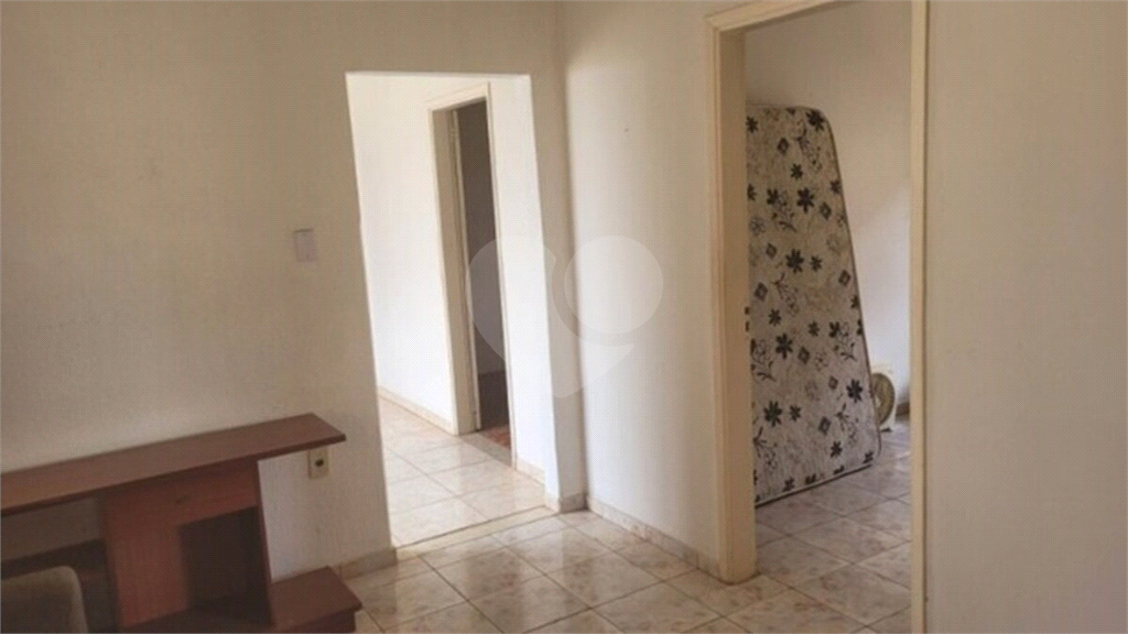 Casa à venda com 4 quartos, 250m² - Foto 8