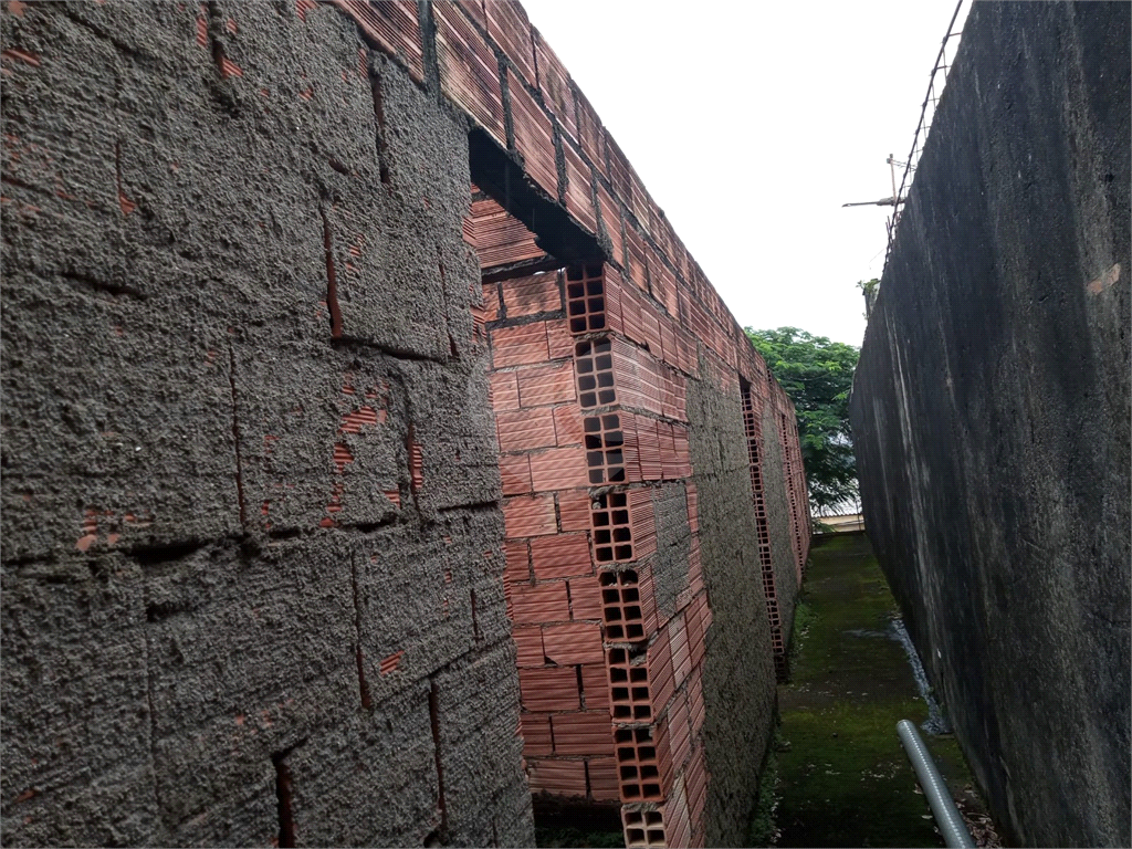 Terreno 600 metros²  para venda em itaquera