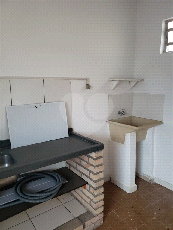 Casa à venda com 4 quartos, 240m² - Foto 25