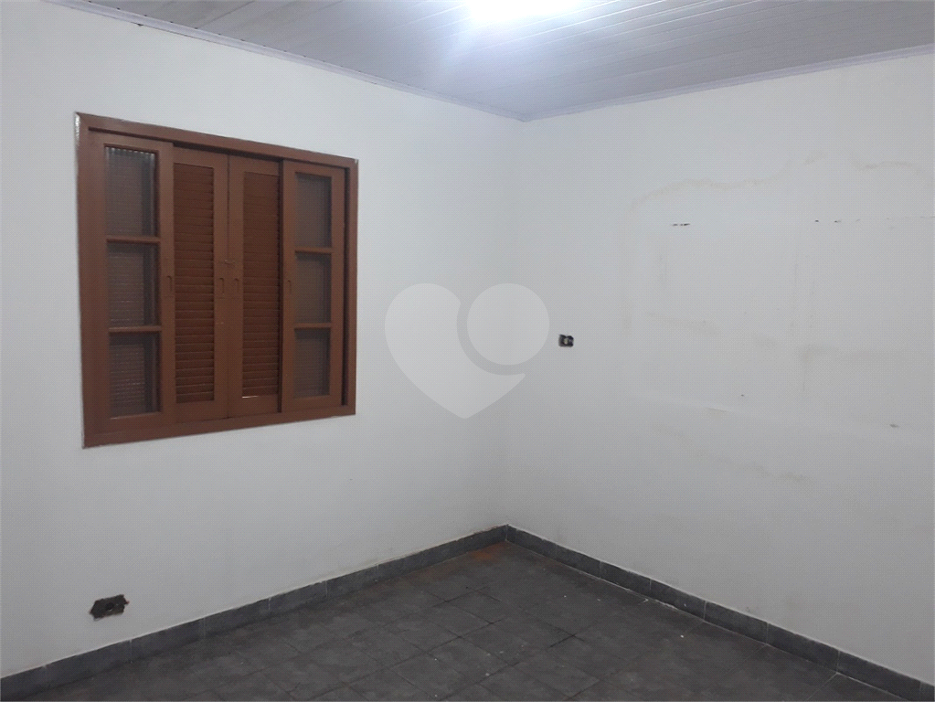 Casa à venda com 4 quartos, 240m² - Foto 6