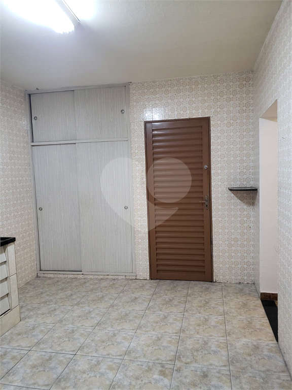 Casa à venda com 4 quartos, 240m² - Foto 22