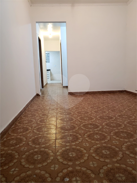 Casa à venda com 4 quartos, 240m² - Foto 4