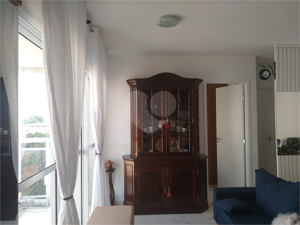Apartamento a venda em Santana/São Paulo, próximo ao metrô, 1 quarto, 1 vaga 