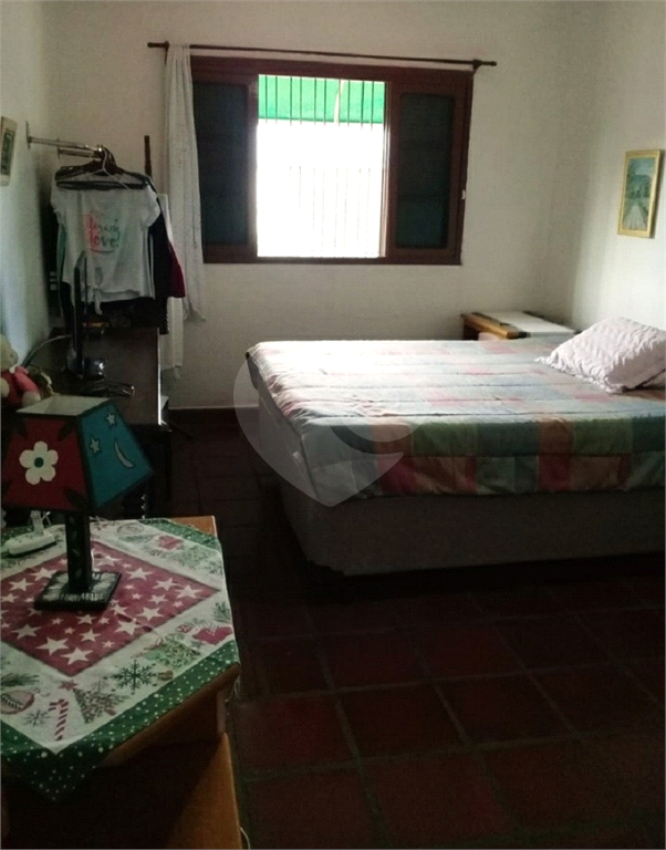 Casa sobrado em Itanhaém/Suarão, 2 quartos, 2 vagas