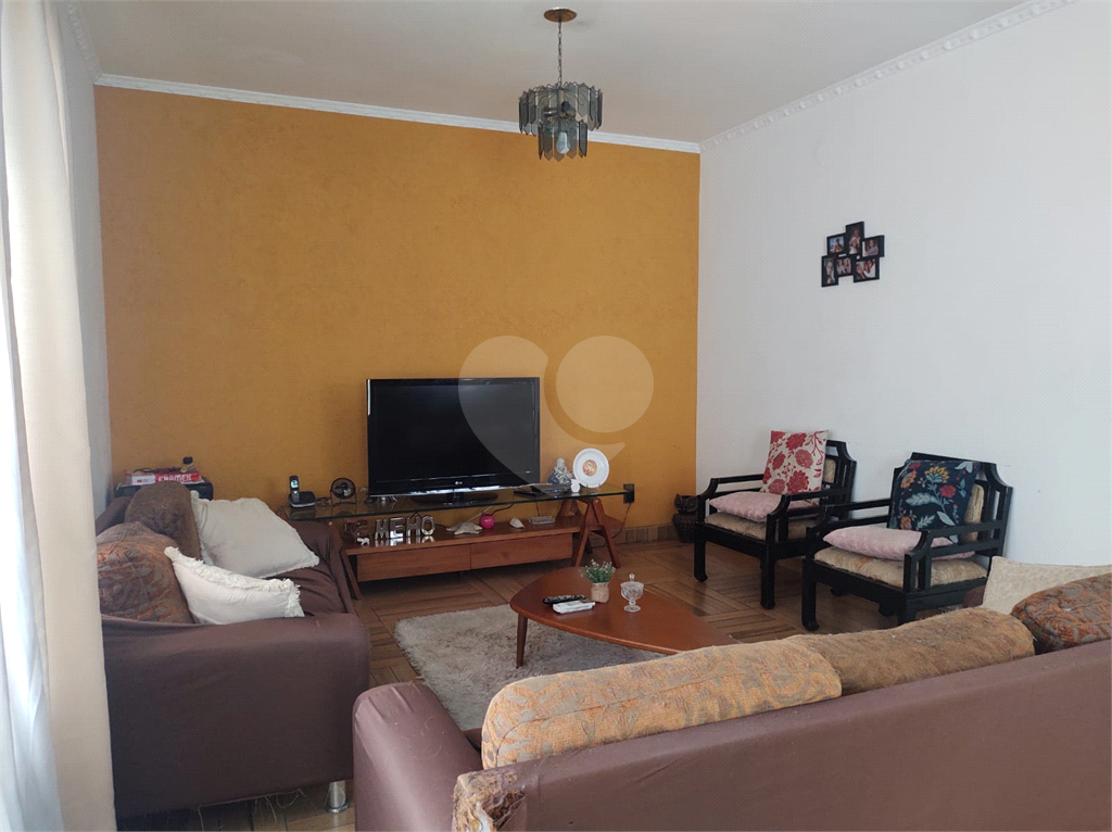 Casa Comercial (ou residencial) para Locação – Jardim São Paulo – 300m do Metrô