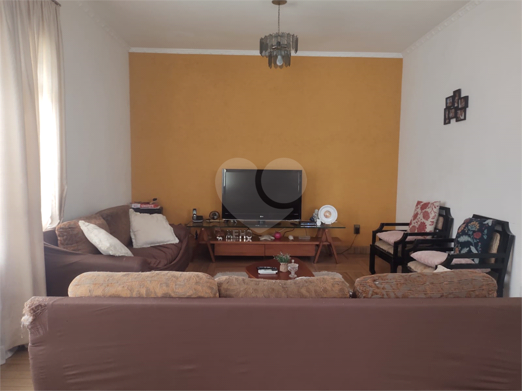 Casa Comercial (ou residencial) para Locação – Jardim São Paulo – 300m do Metrô