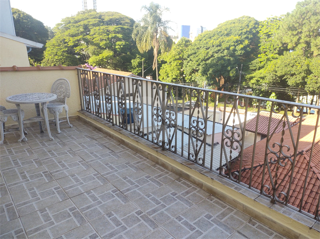 Casa Comercial (ou residencial) para Locação – Jardim São Paulo – 300m do Metrô