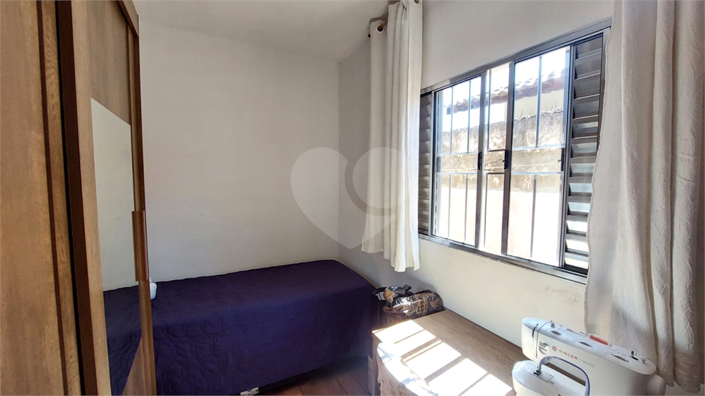 Casa à venda com 2 quartos, 100m² - Foto 15