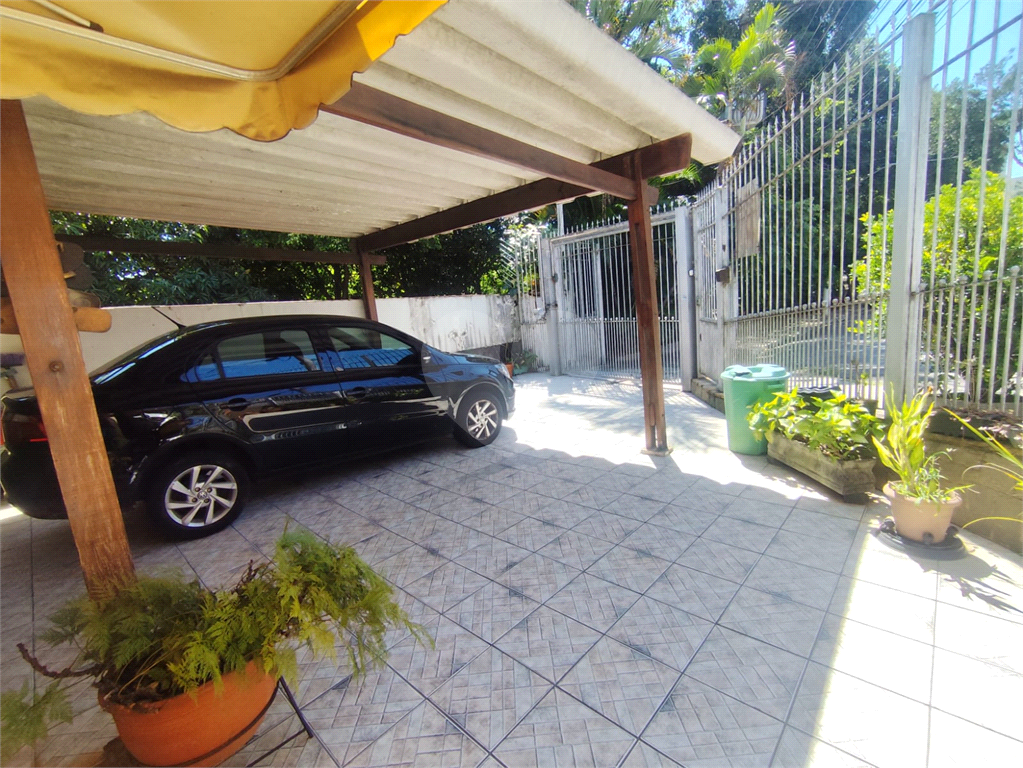 Sobrado 3 dormitórios Santa Terezinha