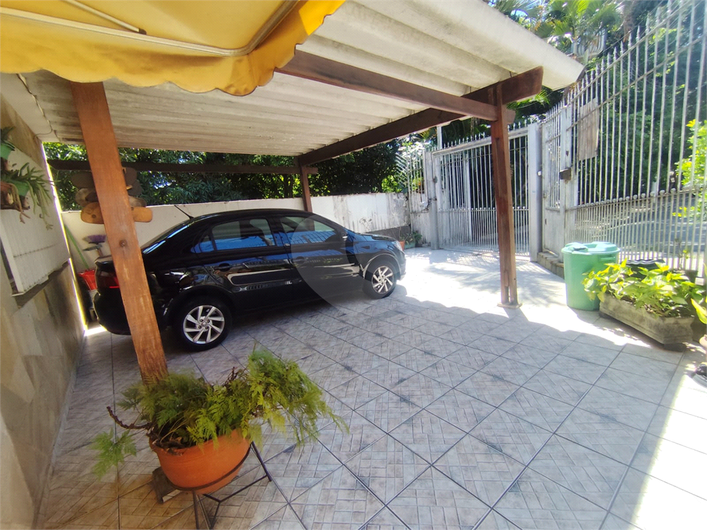 Sobrado 3 dormitórios Santa Terezinha