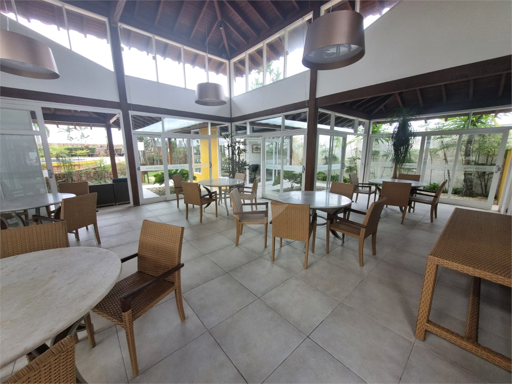 Casa em Condomínio com 4 quartos, 339 m², 4 vagas em Caraguatatuba