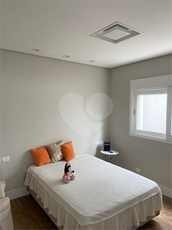 Casa em Condomínio com 4 quartos, 339 m², 4 vagas em Caraguatatuba