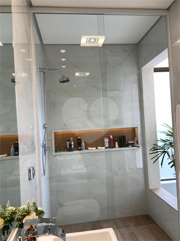 Casa em Condomínio com 4 quartos, 339 m², 4 vagas em Caraguatatuba