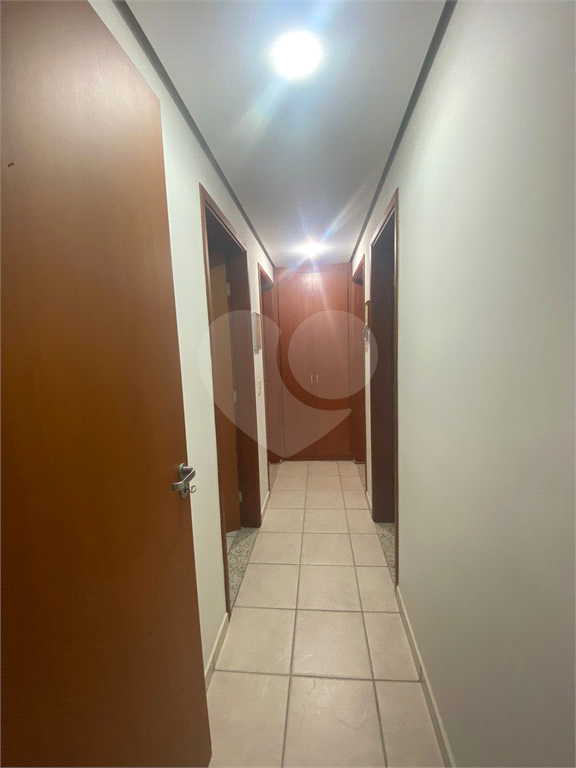 Apartamento à venda com 3 quartos, 69m² - Foto 17