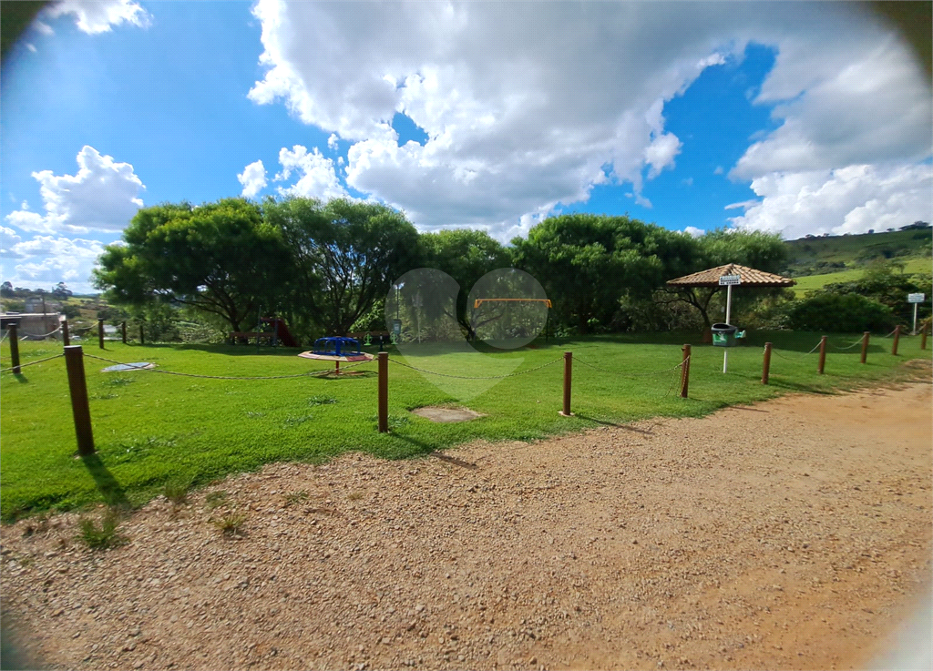 CASA TÉRREA em CONDOMÍNIO PORTAL DA SERRA