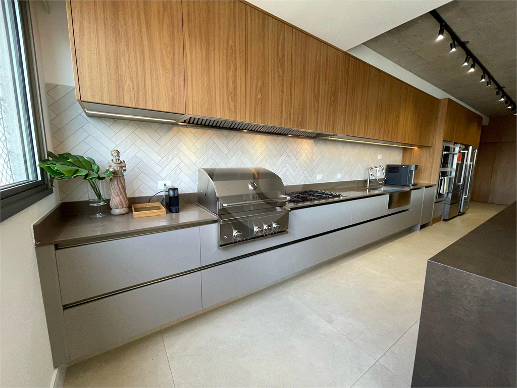 Apartamento à Venda em Perdizes - 222m² 4 Suítes 4 Quartos 3 Vagas Terraço Gourmet Lazer Completo