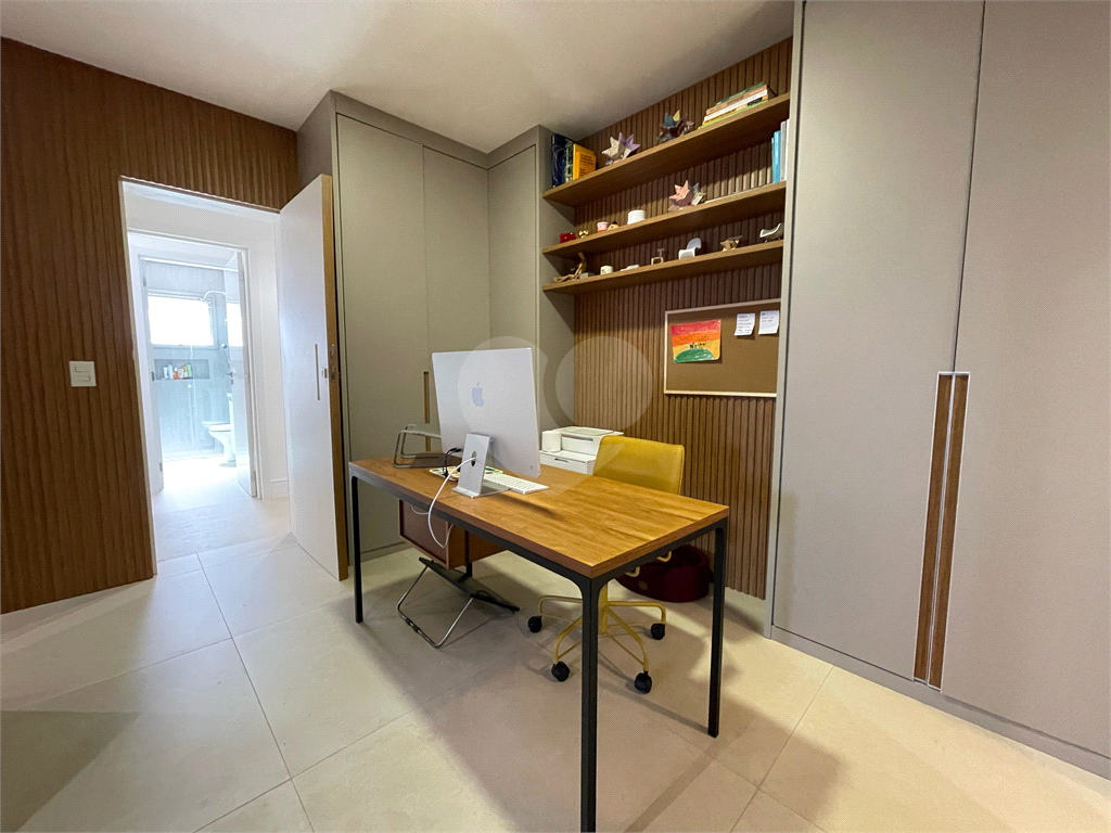 Apartamento à Venda em Perdizes - 222m² 4 Suítes 4 Quartos 3 Vagas Terraço Gourmet Lazer Completo