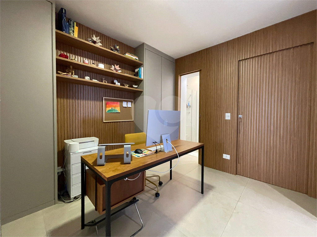 Apartamento à Venda em Perdizes - 222m² 4 Suítes 4 Quartos 3 Vagas Terraço Gourmet Lazer Completo