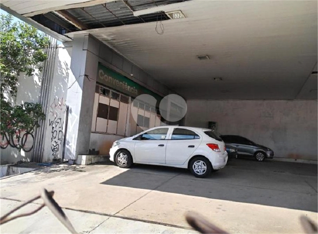BARRACÃO em VILA GUSTAVO