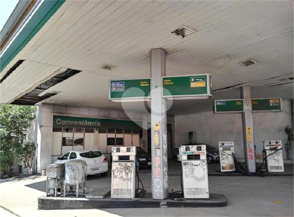 BARRACÃO em VILA GUSTAVO
