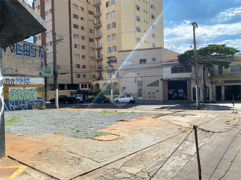 BARRACÃO em VILA GUSTAVO