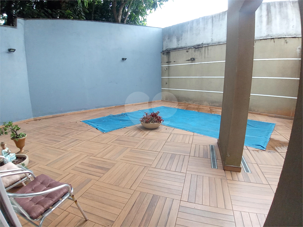 Casa de Condomínio à venda com 3 quartos, 420m² - Foto 16