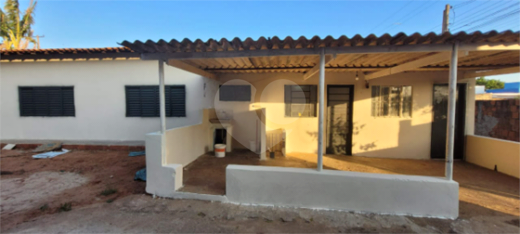 Casa à venda com 2 quartos, 70m² - Foto 3