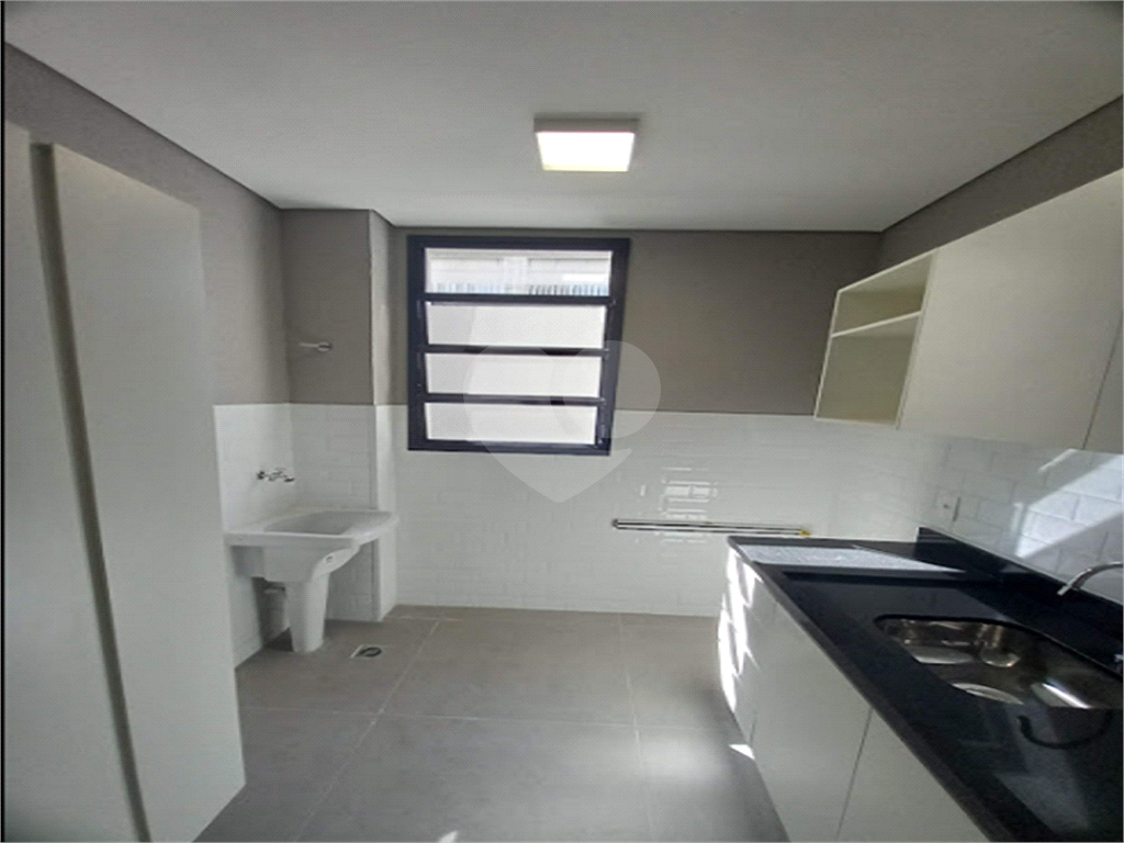 APARTAMENTO em SANTA CECÍLIA