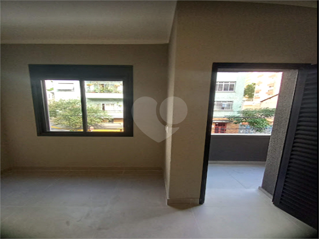 APARTAMENTO em SANTA CECÍLIA