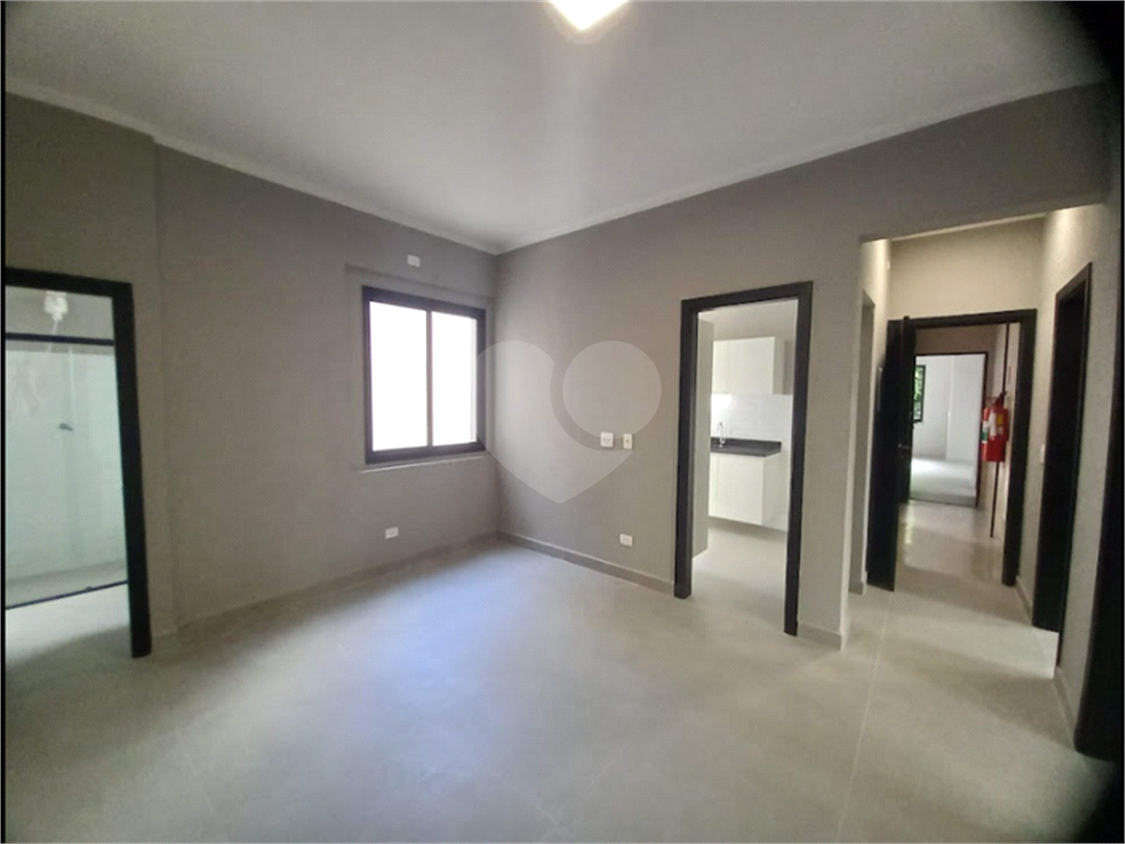 APARTAMENTO em SANTA CECÍLIA