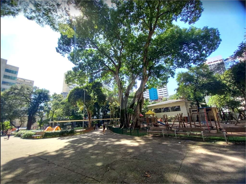 APARTAMENTO em SANTA CECÍLIA