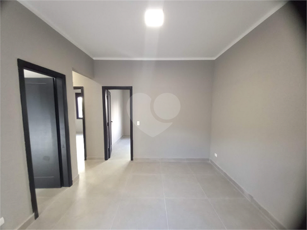 APARTAMENTO em SANTA CECÍLIA