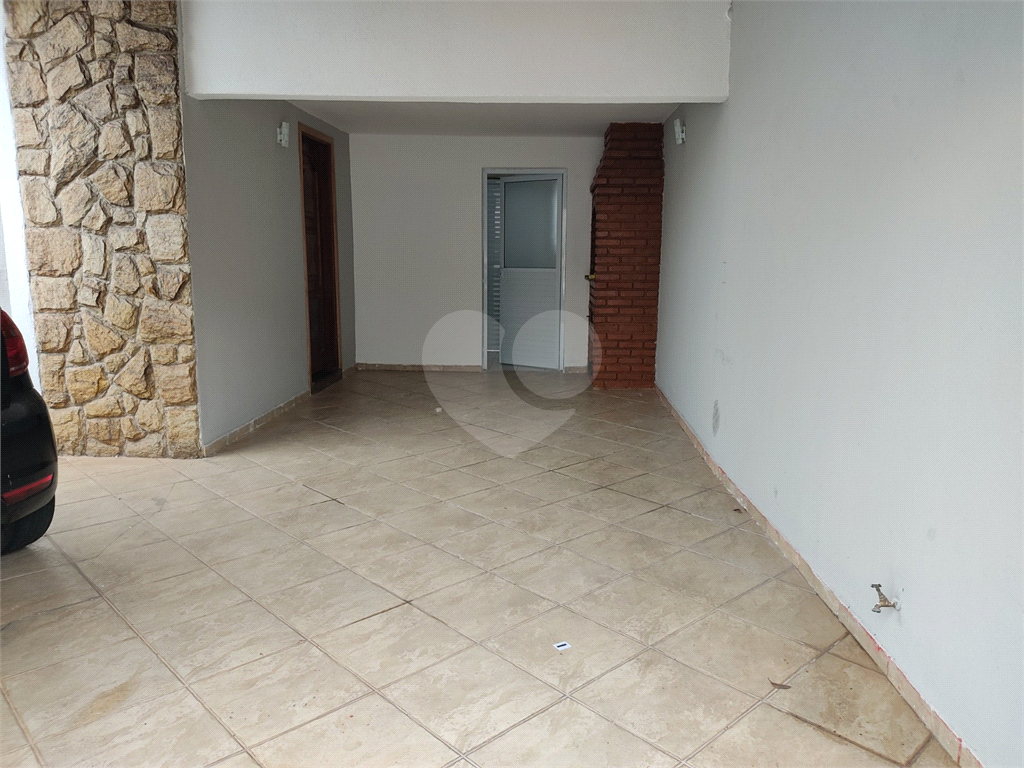 Casa à venda com 2 quartos, 137m² - Foto 2