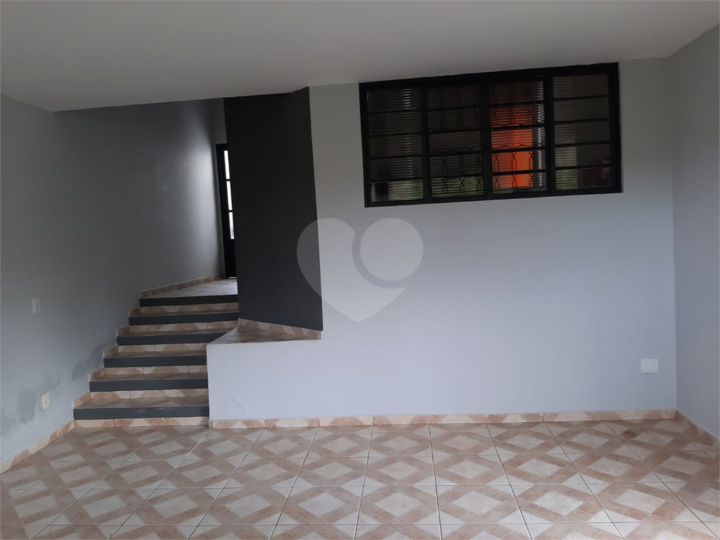 Casa à venda com 3 quartos, 133m² - Foto 2