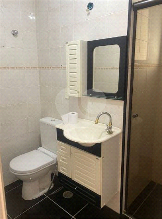 APARTAMENTO em VILA ROSÁLIA