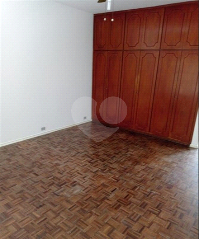 Sobrado à venda com 3 quartos, 226m² - Foto 9