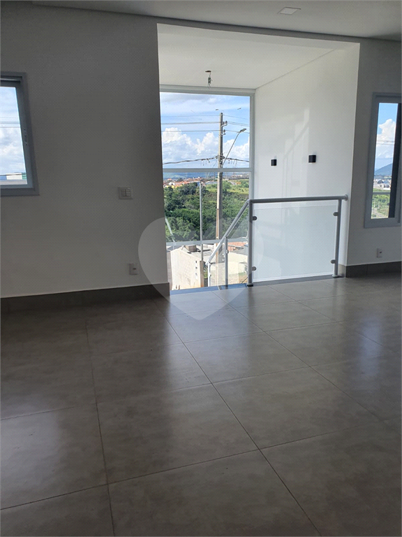 Casa  á venda 3 dormitorios em condomínoi fechado em bragança Paulista SP