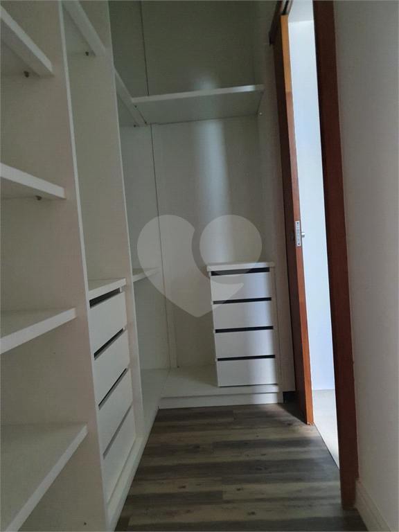 Casa  á venda 3 dormitorios em condomínoi fechado em bragança Paulista SP